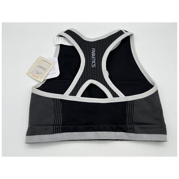 Fabletics Size Medium Reach Low Impact Sports Bra Yoga Pilates Black Gray NWT - Picture 6 of 11